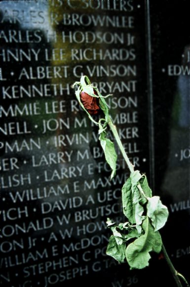 Vietnam Memorial Wall photo, american veterans wall pictures, southeast asia, military pictures, Infantry Brigade, vietnam memorial pictures,  Maya Lin,  vietnam memorial wall, american legion post, vets, nam, viet,  semper fi, Vietnam Veterans Memorial, tribute,  remembrance, POW, MIA